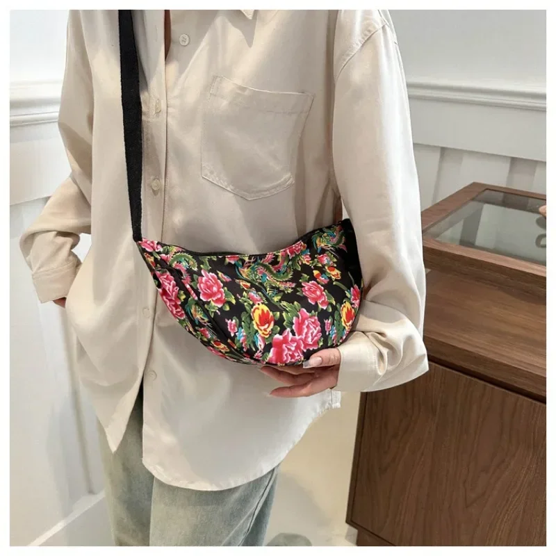 Bao Northeast Big Flower Jiaozi Shoulder Bag 2024 New Trend Floral Shoulder Bag Leisure Fashion Western Style Messenger Bag Tide