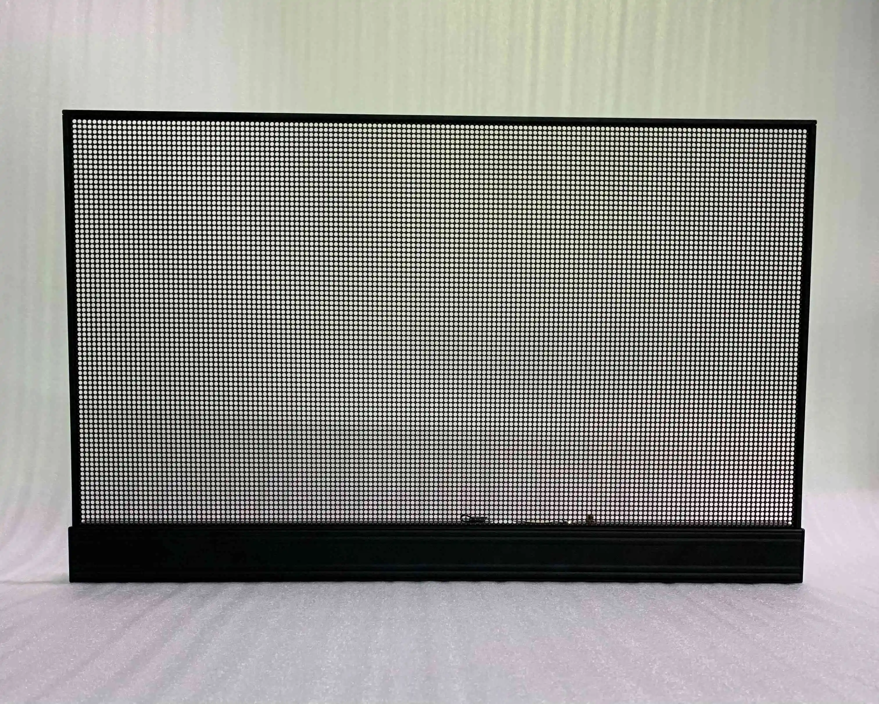 Ge3.9 Handheld Mini LED Display New Energy Transparent LED Sign for Shopping Mall & Bank for Indoor Displays