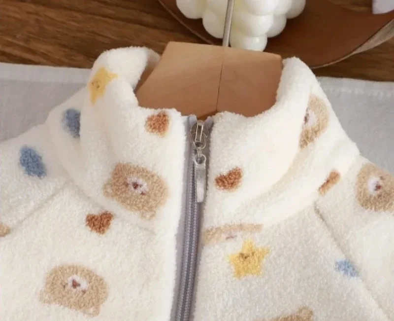 Herbst-Winter-Heimkleidung für Kinder, Jungen und Mädchen, stilvoller, warmer Schlafanzug aus Korallenfleece, koreanische Cartoon-Plüsch-Sets für Kinder – Detail 11