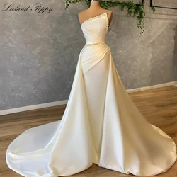 Lceland Poppy Customized Mermaid Satin Wedding Dresses Pearls Beaded Sleeveless Pleated Bridal Gowns with Detachable Train