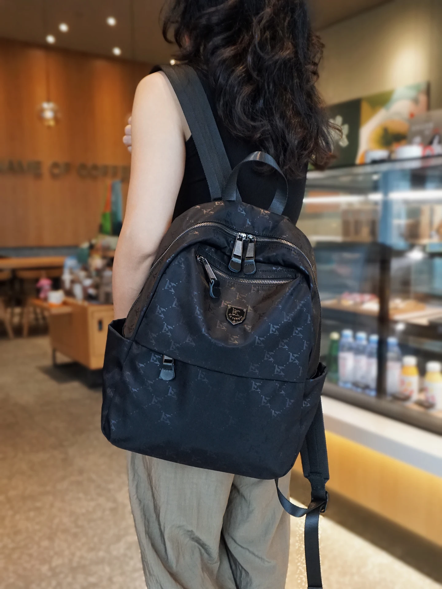 elegant-oxford-cloth-backpack-large-capacity-floral-print-travel-bag-lightweight-versatile-women's-bag-stylish-commuter-style