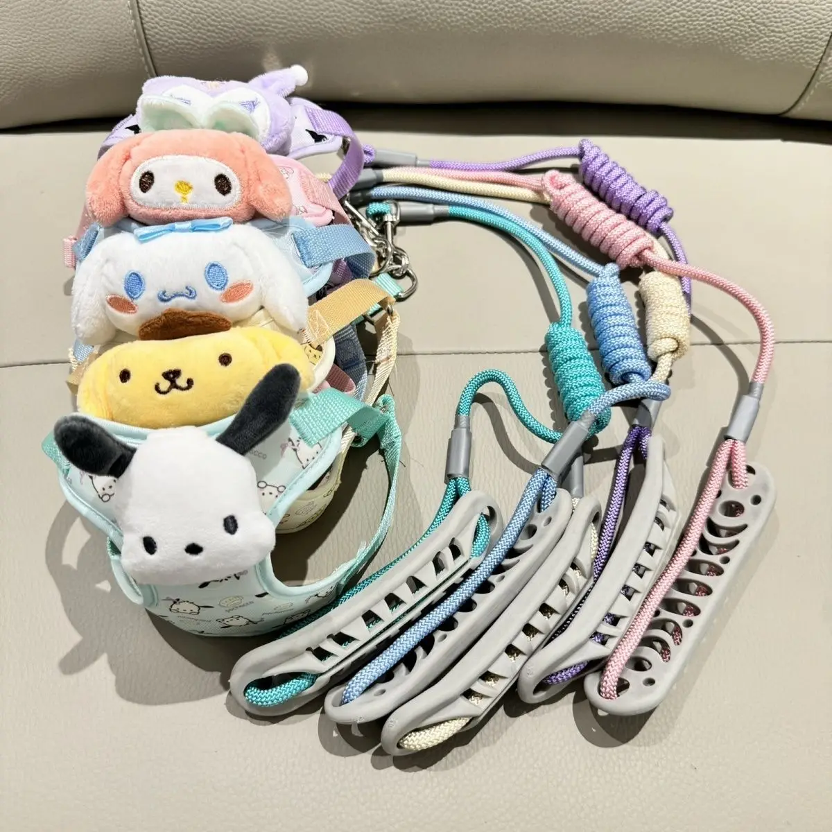 

Kuromi Cinnamoroll Pet Leash Vest Cute My melody Pochacco Pompom Purin Small and Medium Adjustable Harness Dog Leash Wholesale