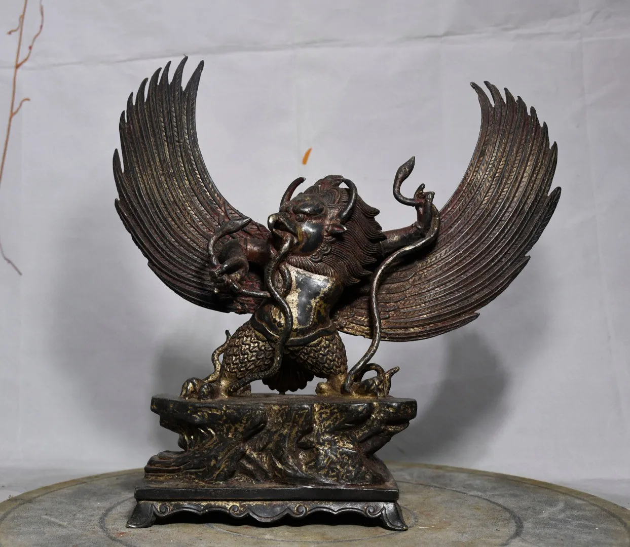 Tibetan Old Bronze Buddha Removed from Gold Dapeng Golden-winged Bird Garou Carving Buddha Statue Ornament Home Buddhist Hall Sm