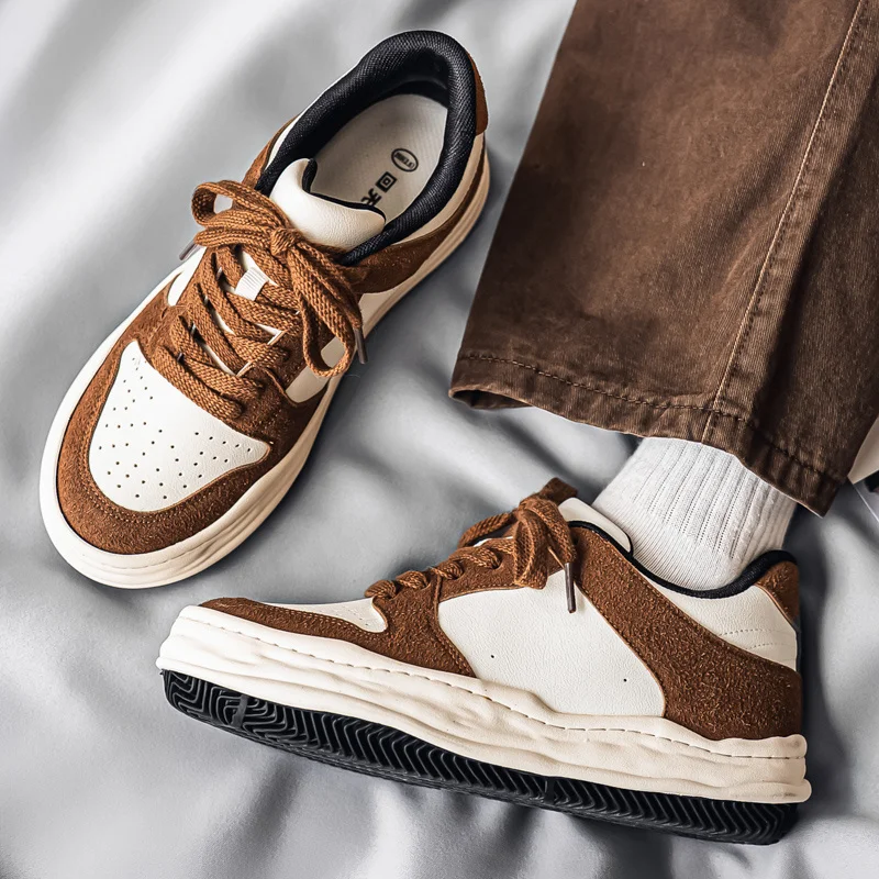 

DAWSRi Men’s Casual Sneakers – Bold Color Contrast and Comfortable Fit for Everyday Style