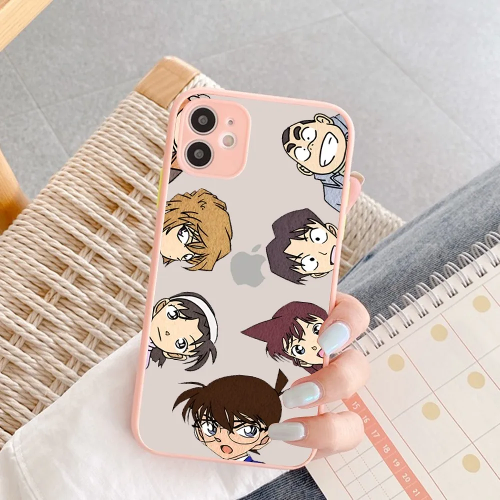 Japanese Detective Conan Anime Phone Case for iPhone 14 11 12 13 Mini Pro Max 8 7 Plus X XR XS MAX Translucent Matte Cover