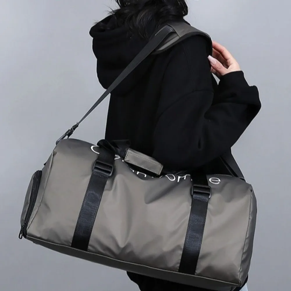 

Водонепроницаемая спортивная сумка с сумкой для обуви, дизайн с несколькими карманами, тренировочная сумка для плавания, спортивная сумка для сухого и влажного кармана, фитнес-тренировки