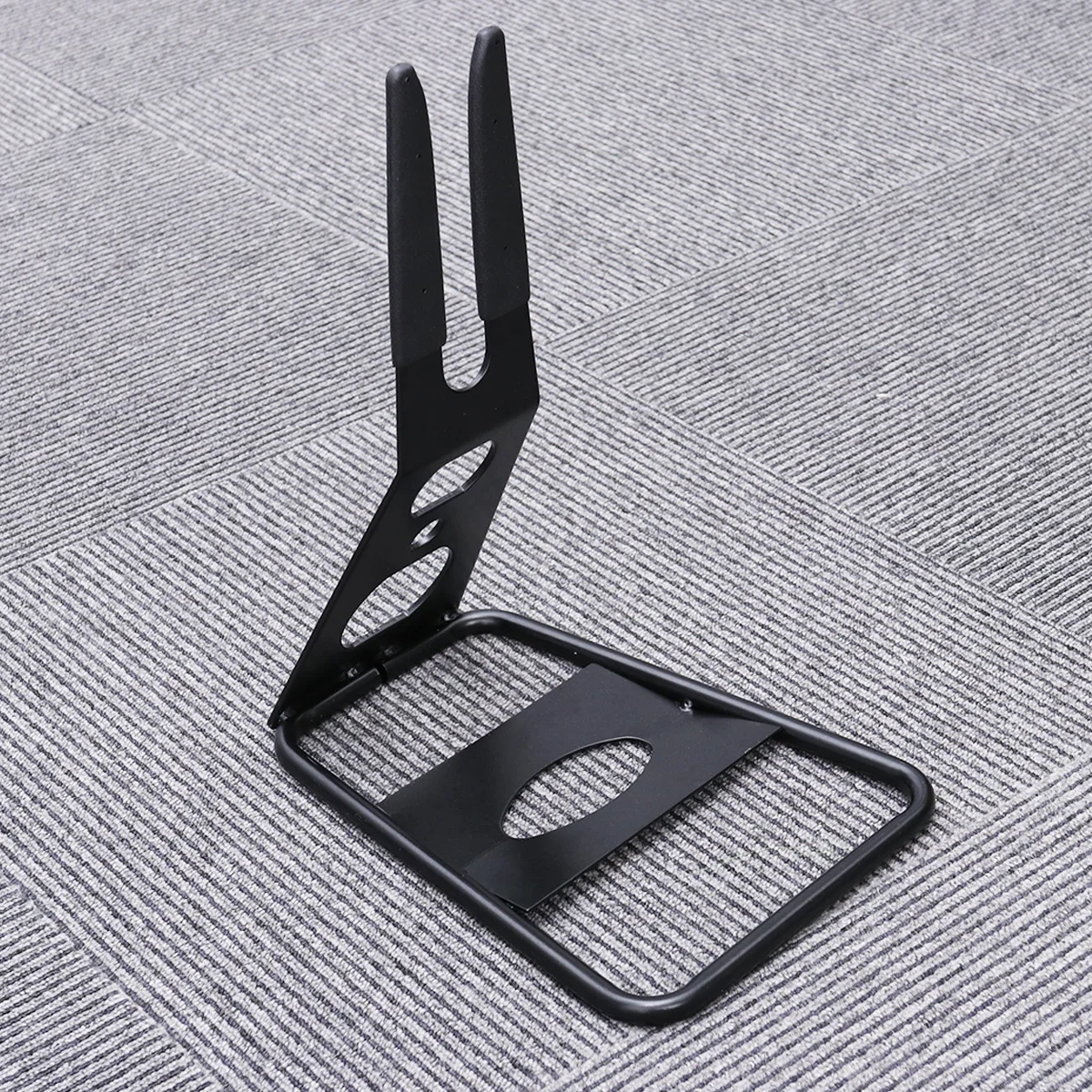 حامل رفوف ركن الدراجة، حامل أرضي معدني، تصميم محمول قابل للطي للدراجات الجبلية، حامل عرض إصلاح الدراجات باللون الأسود