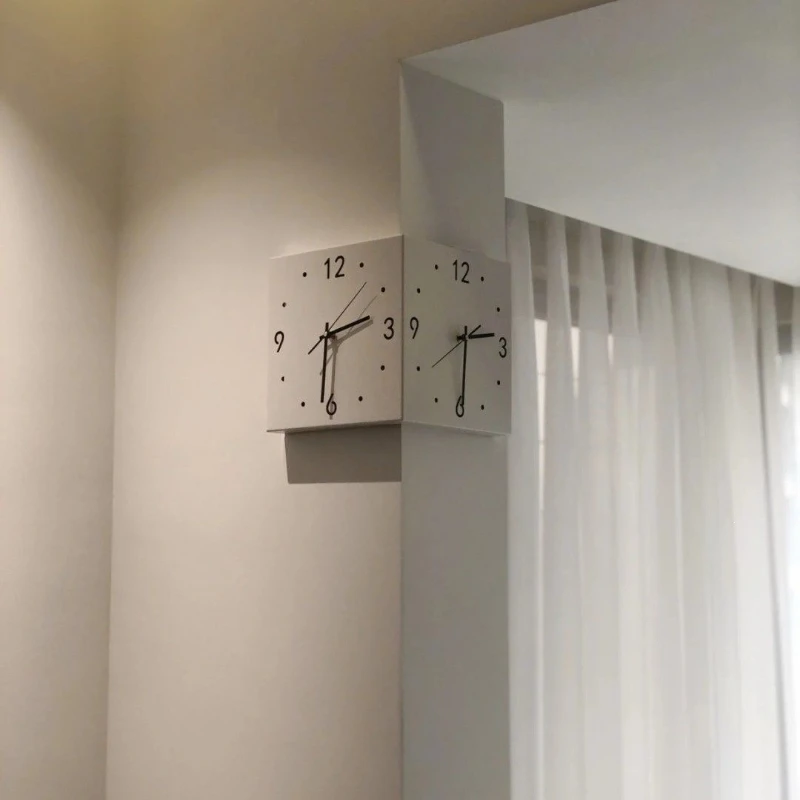 Double-sided wall clock, living room, creative and simple, modern, corner clock, no punching, silent clock