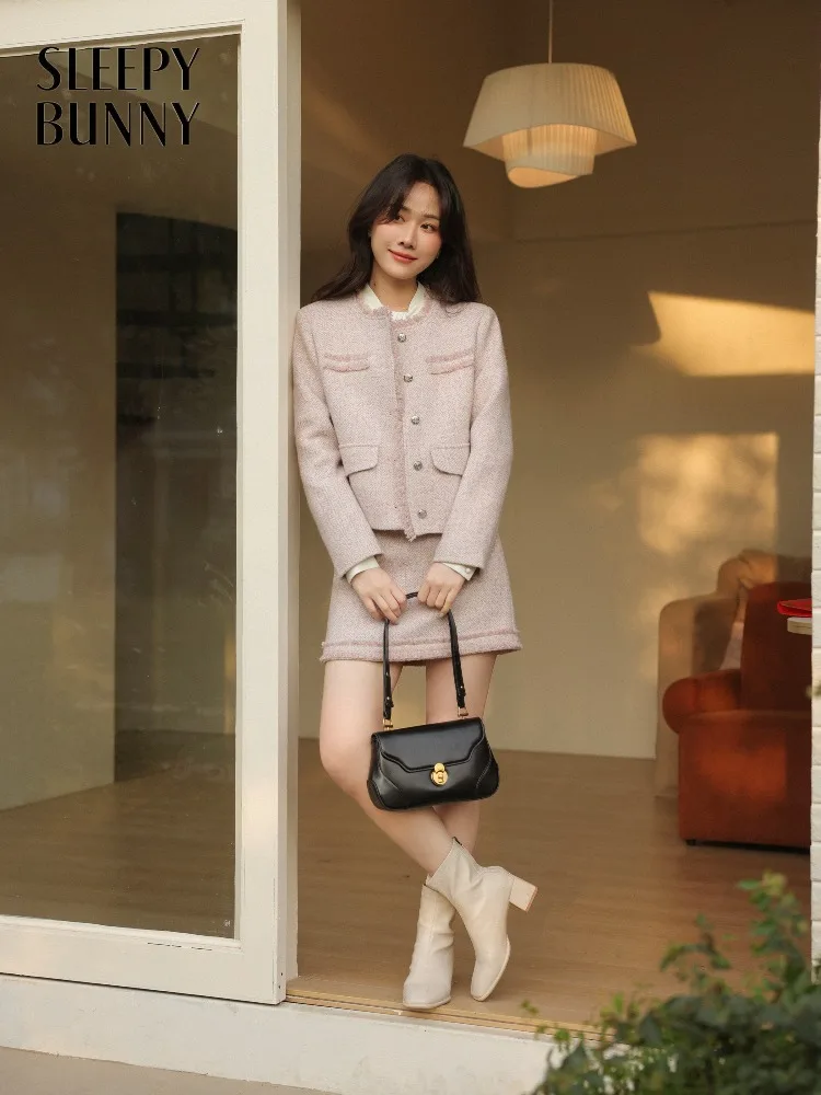 

Elegant Tweed Two Piece Set Fashionable Short Jacket with Shoulder Pads High Waist A-line Mini Skirt for Women Autumn Outfit