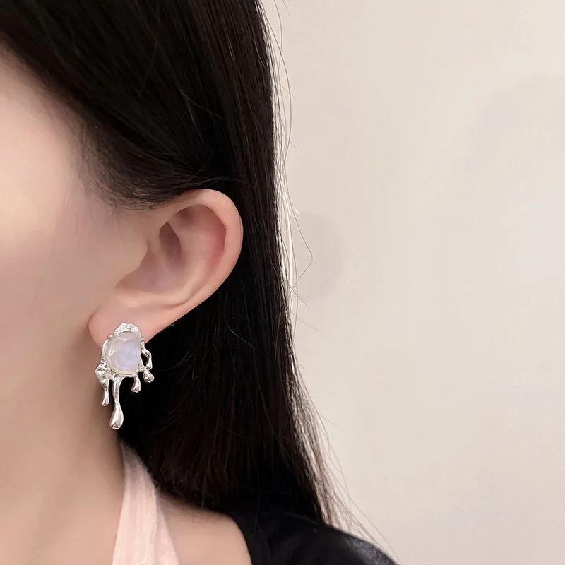 YANGLIUJIA Irregular Metal Earrings European And American Style Personality Fashion Stud Earrings Ms Girl Travel Accessories