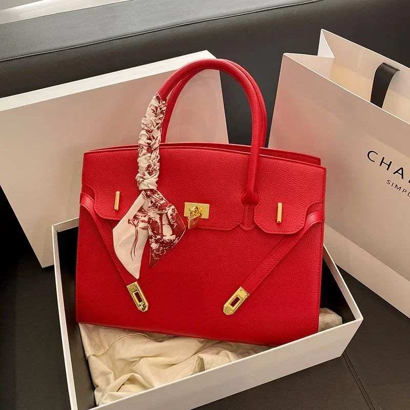 

2025 Designer Messenger Bag Women's High-end Kelly Tote Large-capacity Niche Commuter Bag Trendy Fashion Work Purse"