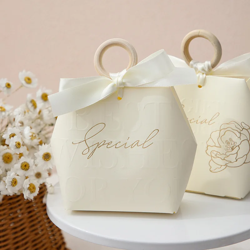 10/30/50Pcs Fashion White/Red Paper Box Handbag Candy Gift Box Jewelry Ribbon Wooden Ring Court Elegant Ceremony Party Wedding view 4
