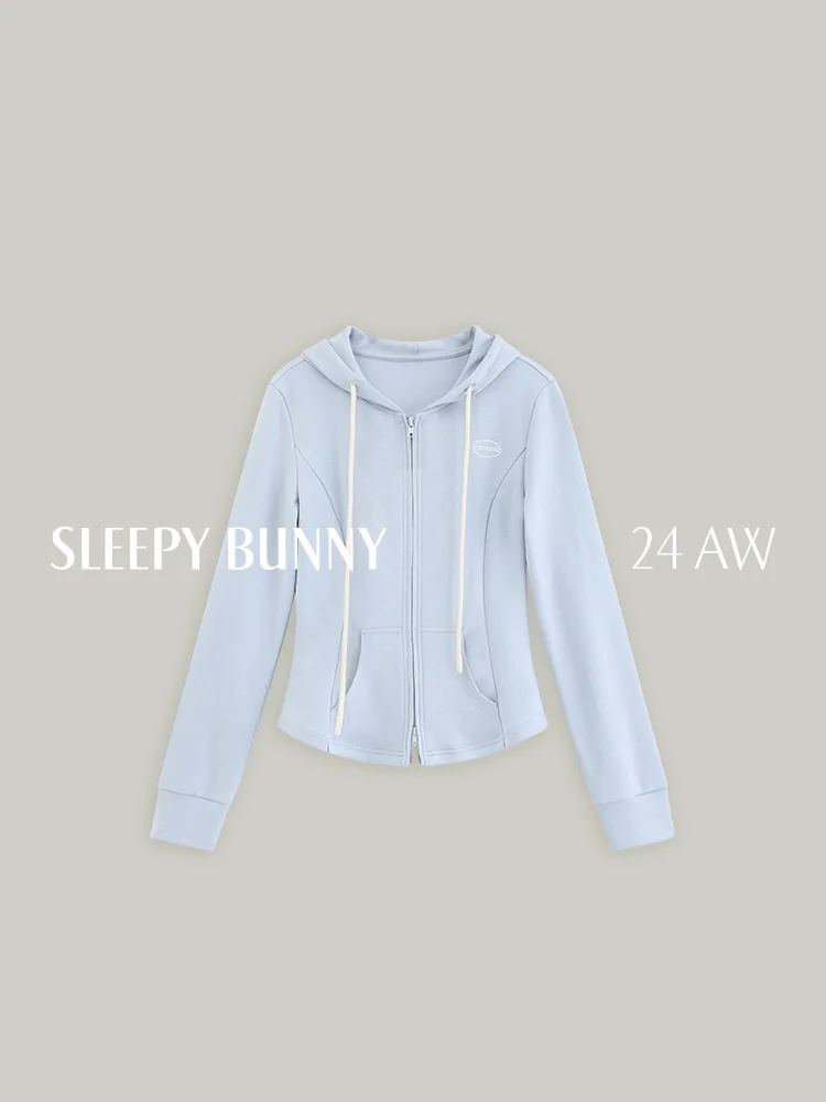 Fitted Zip Up Hoodie for Women Casual Sportswear Jacket Autumn Short Hooded Cardigan Versatile Slim Fit Outerwear for Daily Wear