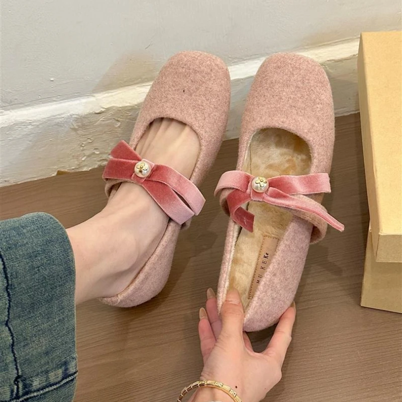 

Fashion Autumn Footwear Wome Shoes Increased Internal Shallow Comfort Flat Shoes Sweet Bowknot Plush Mary Jane Shoes Women