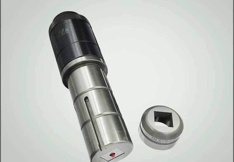 Fabricante de Chuanpin Guangdong troquel de perfuração de controle numérico, torre grossa Amada e **** minha série NEX série ajustável