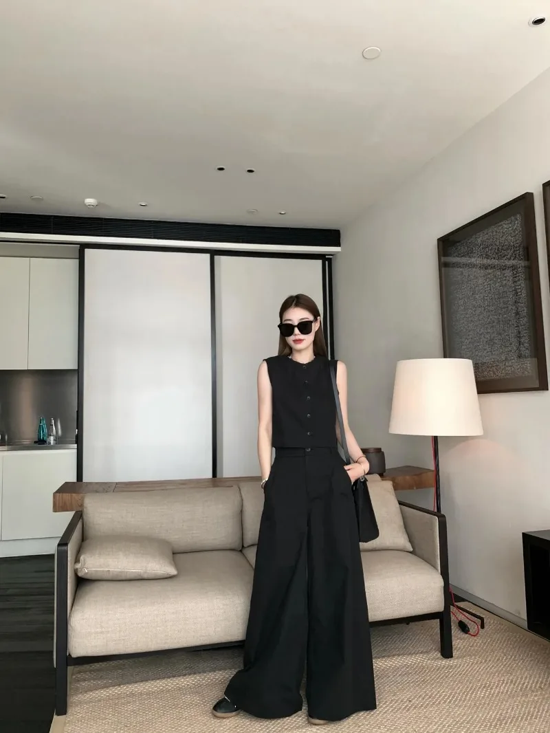 

2026 Summer Women Minimalist Reversible Vest Wide Leg Pants Set Solid Color Fashion Versatile Outfit