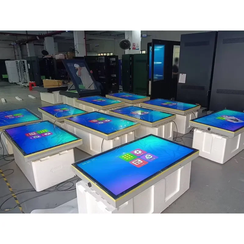 43 49 55 Inch Outdoor Digital Signage Display 3000 Nits High Brightness IP66 Waterproof Full Fit Anti Glare
