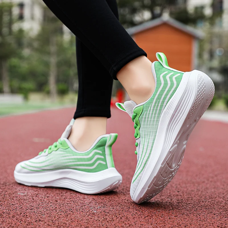 2024 new flying woven breathable sports casual women's shoes for middle school students ultra-light fashion light running shoes