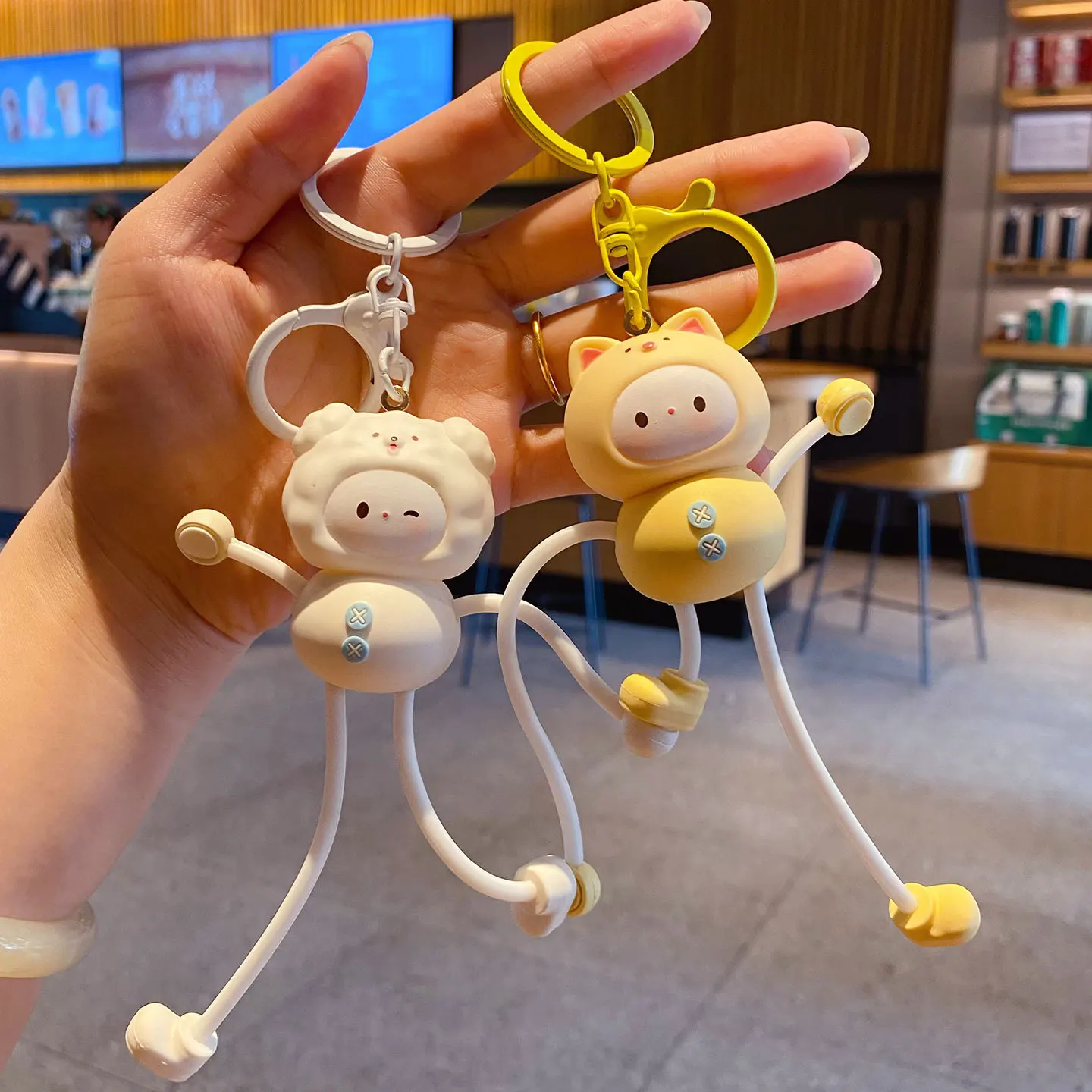 Cute Soft Stress-relieving Hands Feet Can be Pulled Lengthened Pig Panda Key Chain Limbs with Magnets that Will Attract Keychain