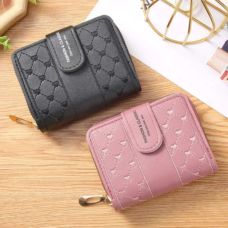 

Love Embroidered Wallet Women's Short Coin Wallet Women's Triple Fold Bag Multi Card Large Capacity Fashion Money Wallet Bags