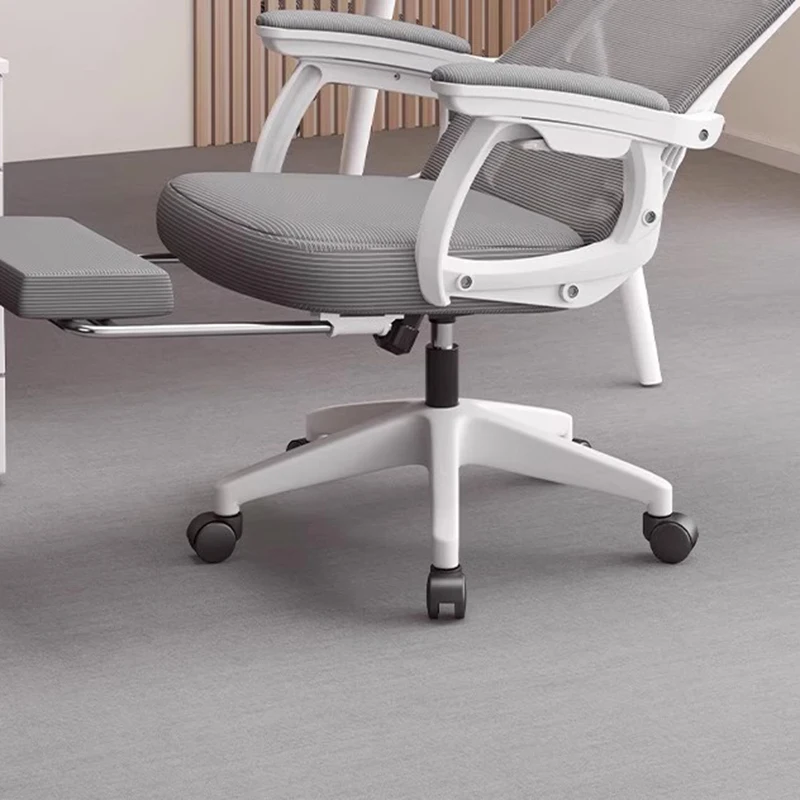 Рисунок 5 - Роскошные офисные стулья с откидной спинкой