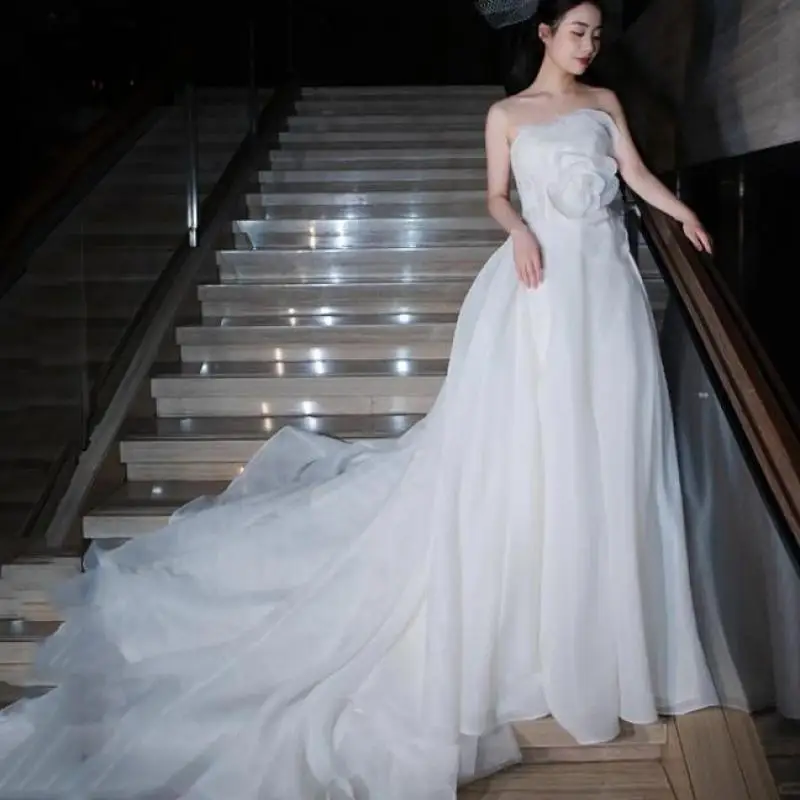 Abiti da sposa semplici con strascico 2023 Nuovo senza spalline senza maniche Abiti Da Sposa Elegante una linea lunga Sukienka Na Wesele