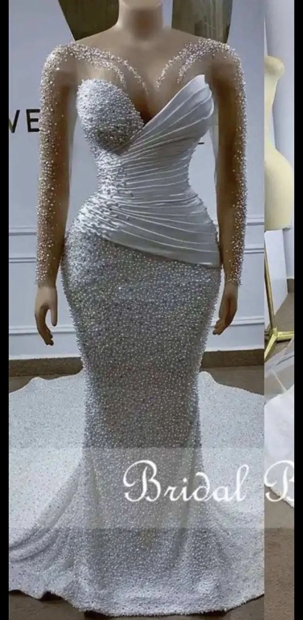 

Customized Romantic Full Shinny Pearls Beads Wedding Dress Robe De Mariage Illusion Long Sleeves Sheath Luxury Bridal Gowns