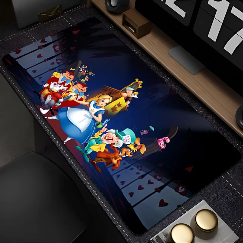 Anime Mousepad Gamer Gaming Mouse Pad A-alice in W-wonderland Tappetino da scrivania Tappetino da gioco carino Tappetino per tastiera per computer e PC da ufficio