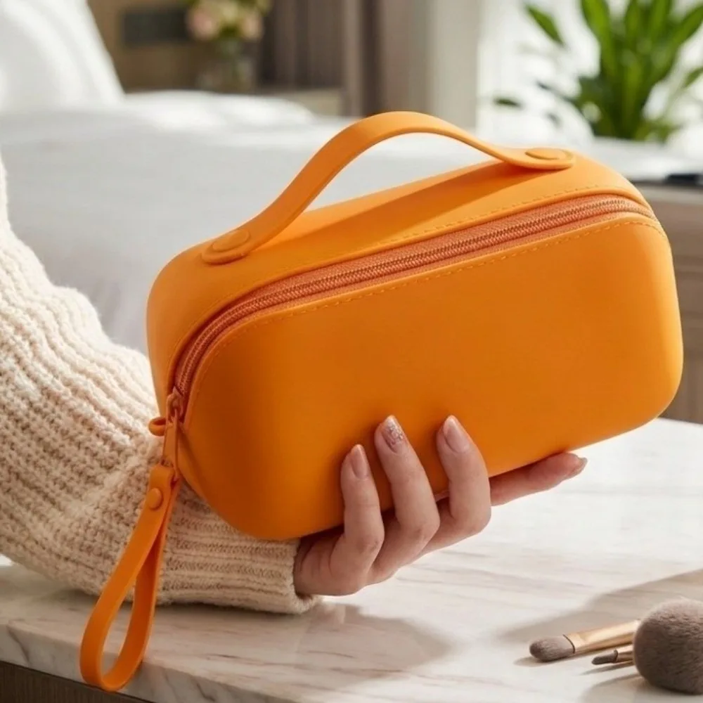 Multifunctional Silicone Cosmetic Bag Portable Zippered Organizer Pouch Wrist Strap With Handle Waterproof Toiletry bag Vacation