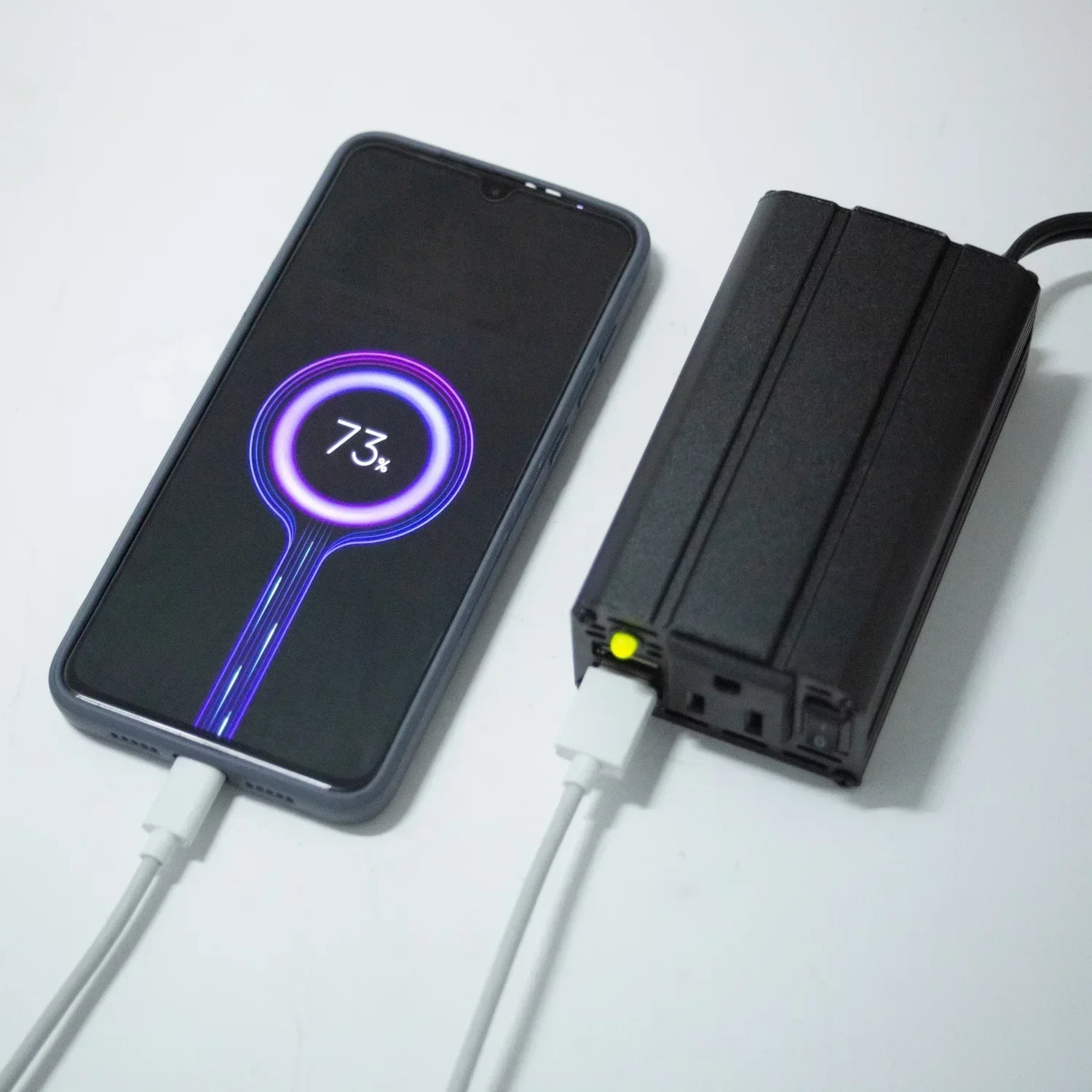 

Power Inverter For Makita 18V Lithium Battery with Switch and USB Transformer Inverter Power Tool Accessories 200W （NO Battery）