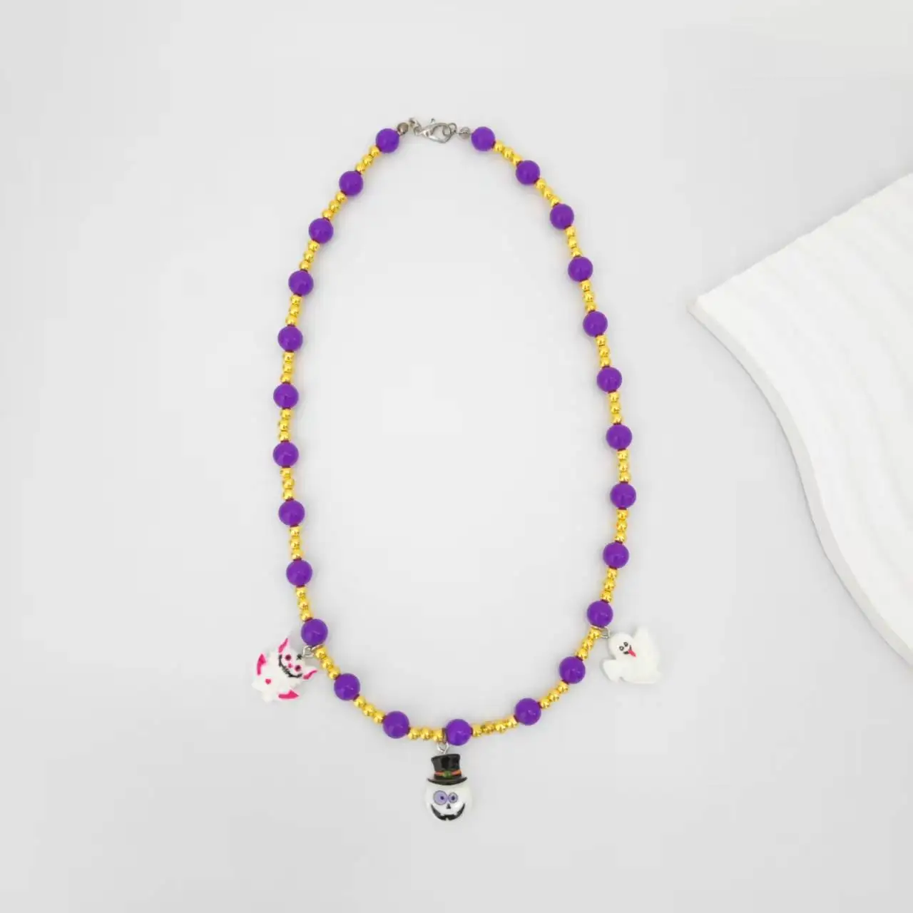 

Purple Gold Color Bead 3 Vampire Pendant Suitable for Kids Adults European American Style Handmade Halloween Necklace