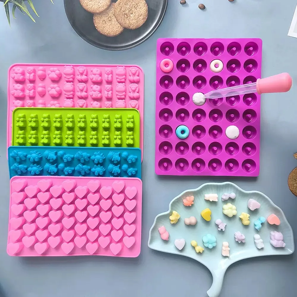 Silicone Candy Molds, 7-Piece Non-Stick Food-Grade Chocolate Soft Candy Molds with 2 Pipettes Ice Cube Baking Molds as Gift