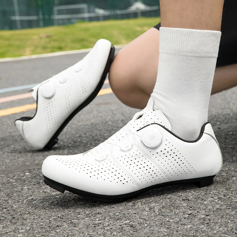 Afbeelding 4: 2026 Wide Fit Fietschoenen Heren Dames Non-Lock Racefiets Schoenen Ademend Bovenwerk Anti-Slip Rubberen Zool Platte Pedalen Sneakers Zomer