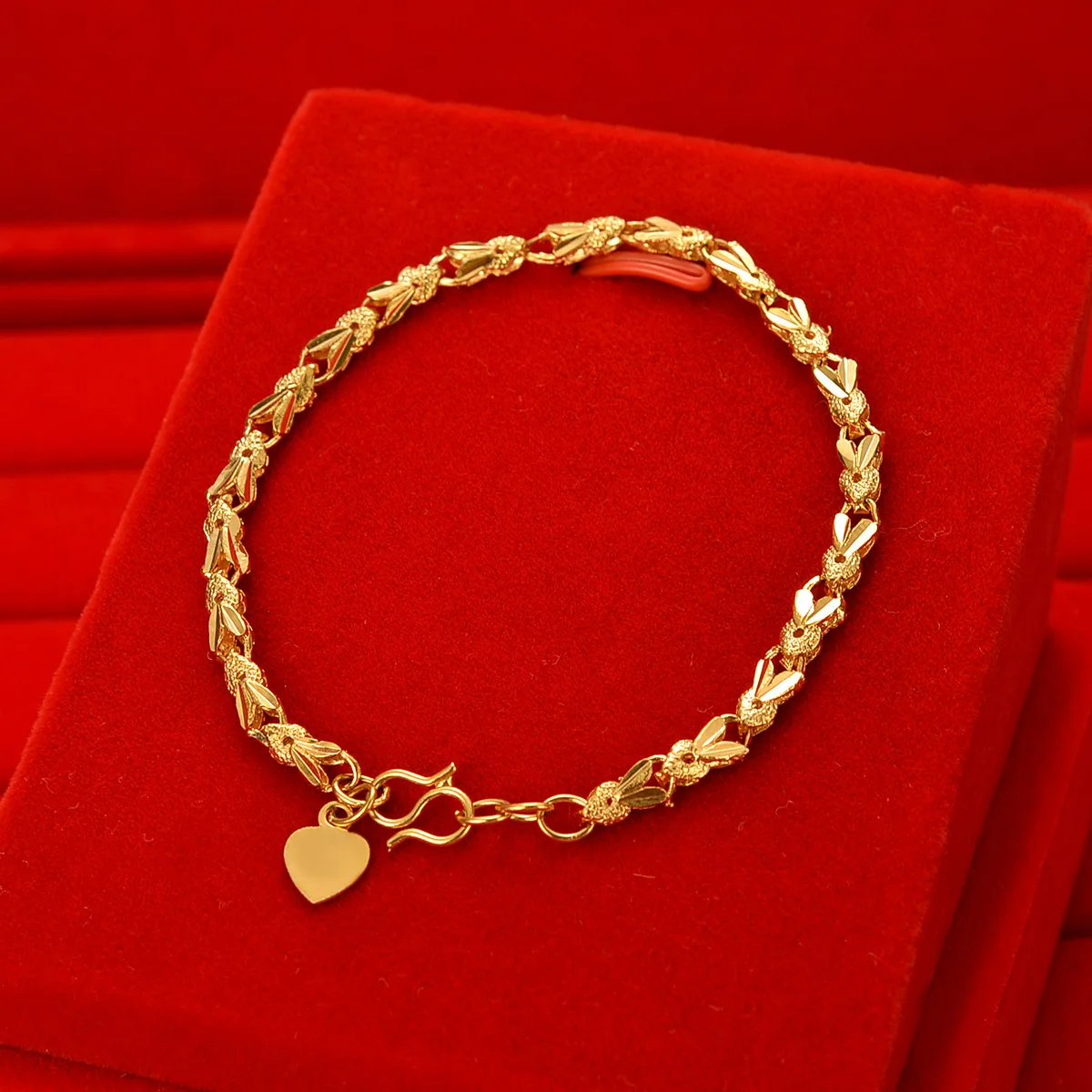 

AU999 New Womens Gold Bracelet Rabbit Ear Chain Womens Wrist Chain 24K Pure Gold Fashion Jewelry Girlfriend Gift