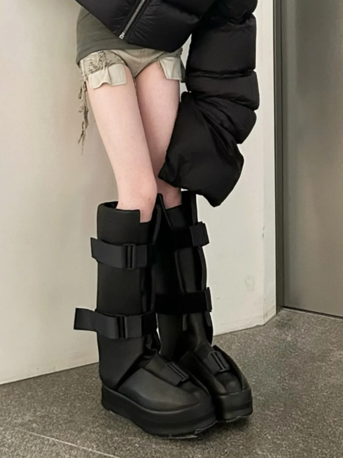 kendall-jenner-faion-boots-donna-primavera-2025-punta-tonda-nastro-magico-thi-bot-stivali-alti-sopra-il-ginocchio-bla-bone