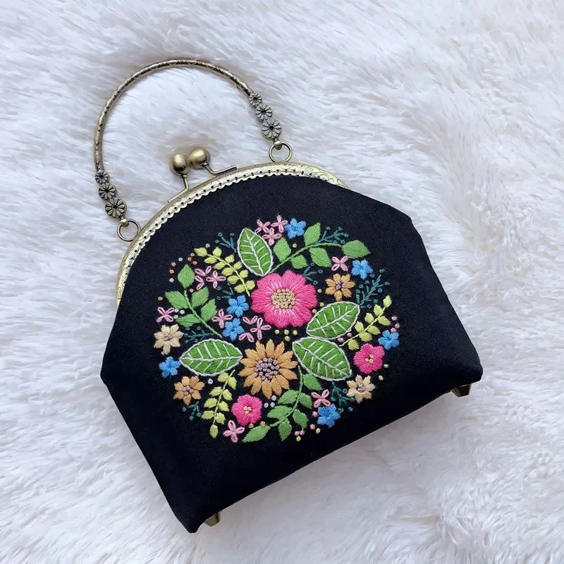 Lost in Vintage Floral Leaf ricamo Cross-Body Pouch Kiss Lock Clasp borsa con struttura in metallo borsa ricamata ricamata a mano