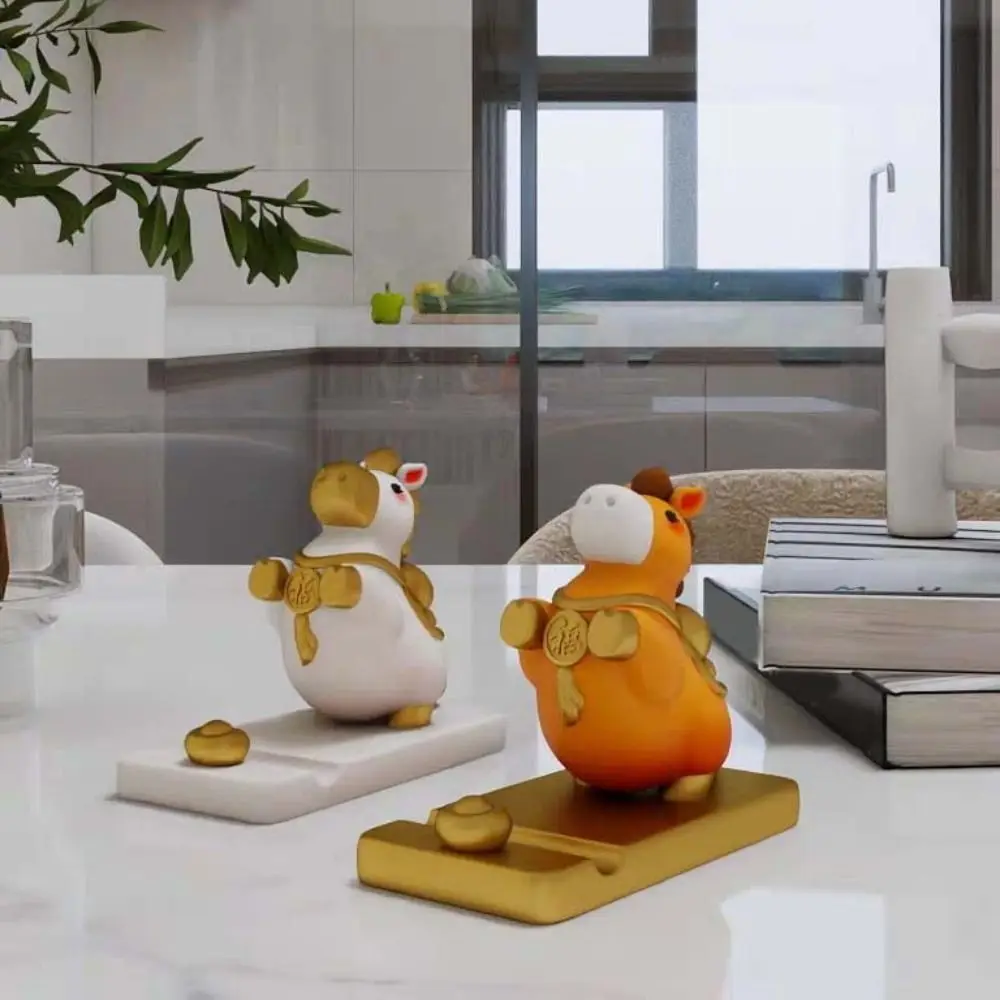 

Лошадь-талисман Зодиак Пони Держатель для телефона в форме пони Маленький орнамент Подставка для мобильного телефона из смолы 2026 год лошади Кронштейн для мобильного телефона