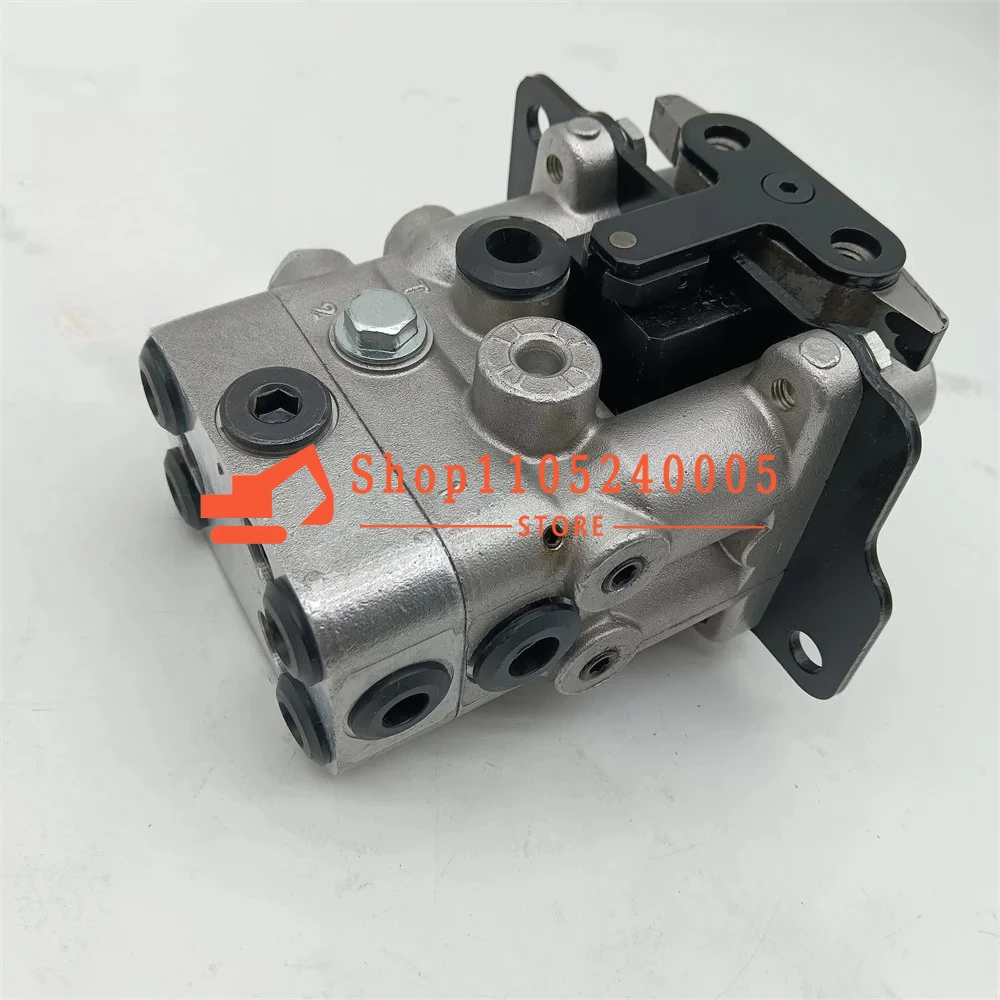 702-16-01861 Construction Machinery Parts Foot Pedal Control Valve 7021601861 For PC200-7 PC200-8 PC360-7