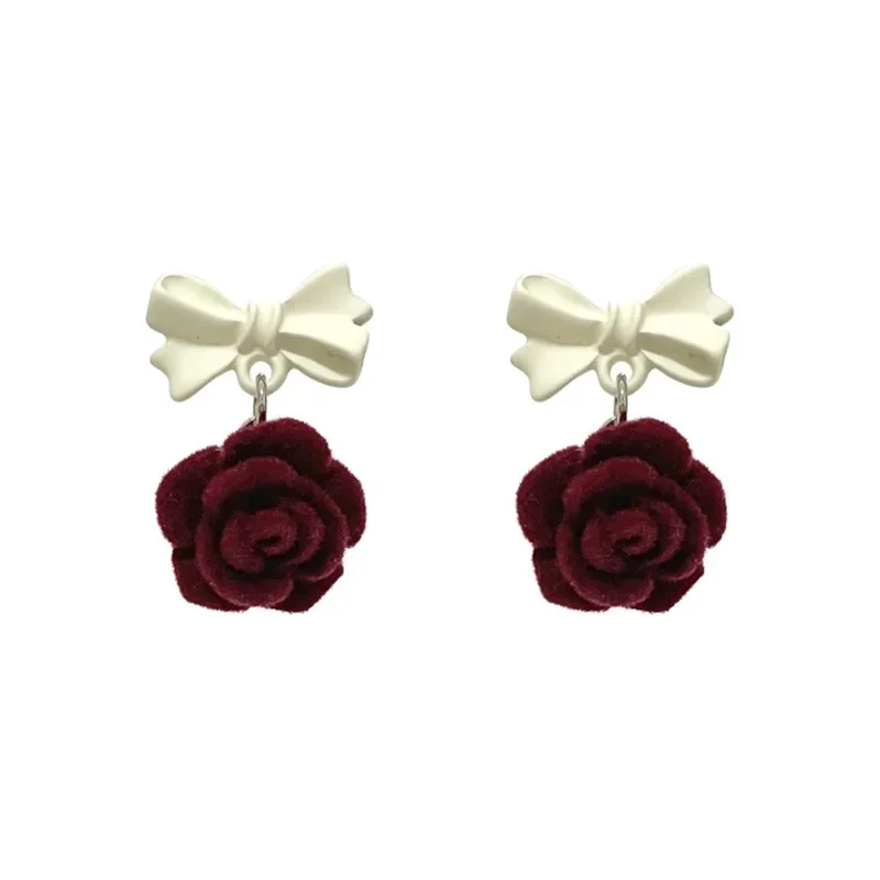 الأحمر المخملية زهرة المرأة أقراط S925 الفضة إبرة فراشة عقدة لا ثقب المجوهرات العصرية كليب على أقراط الأذن الأصفاد