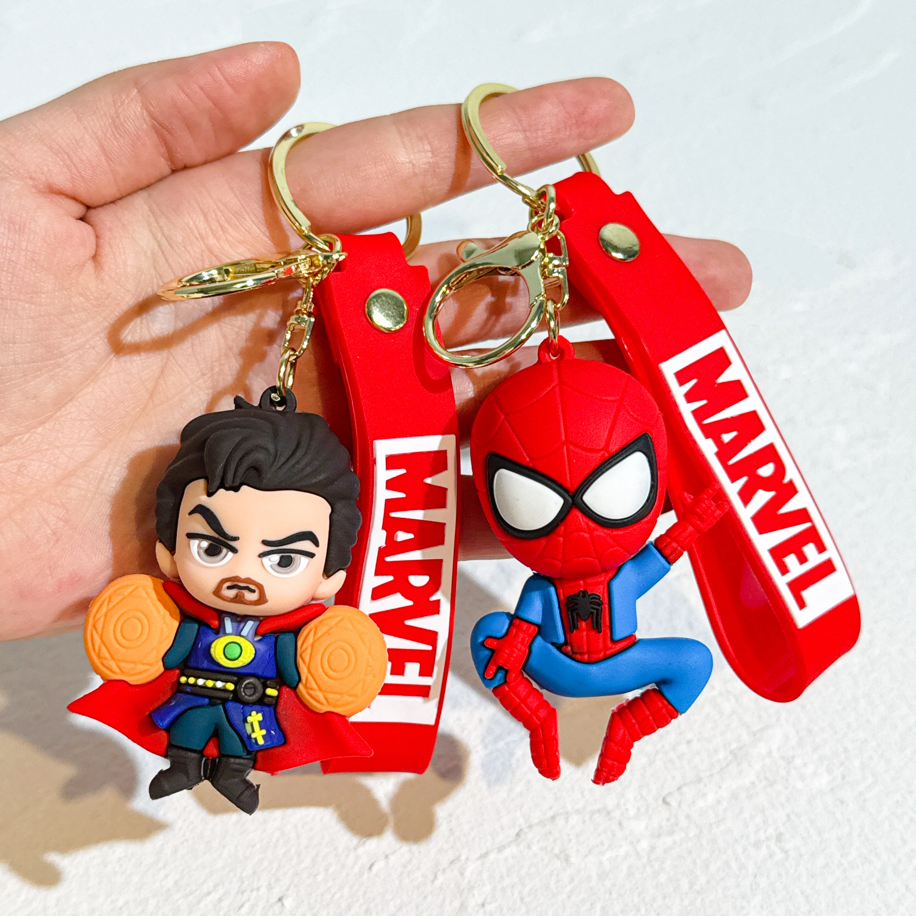 Porte-clés de super-héros Marvel – Collection de porte-clés Iron Man, Spider-Man, Thor, Hulk et Captain America pour les fans des Avengers (cadeau)