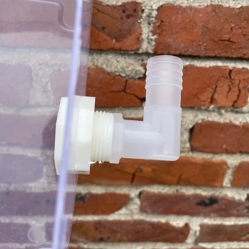 Suitable for Water Tower,  Tank, Elbow, Fish Tank, Turnover Box, Fixed Joint, 4-6 Split Water Nozzle