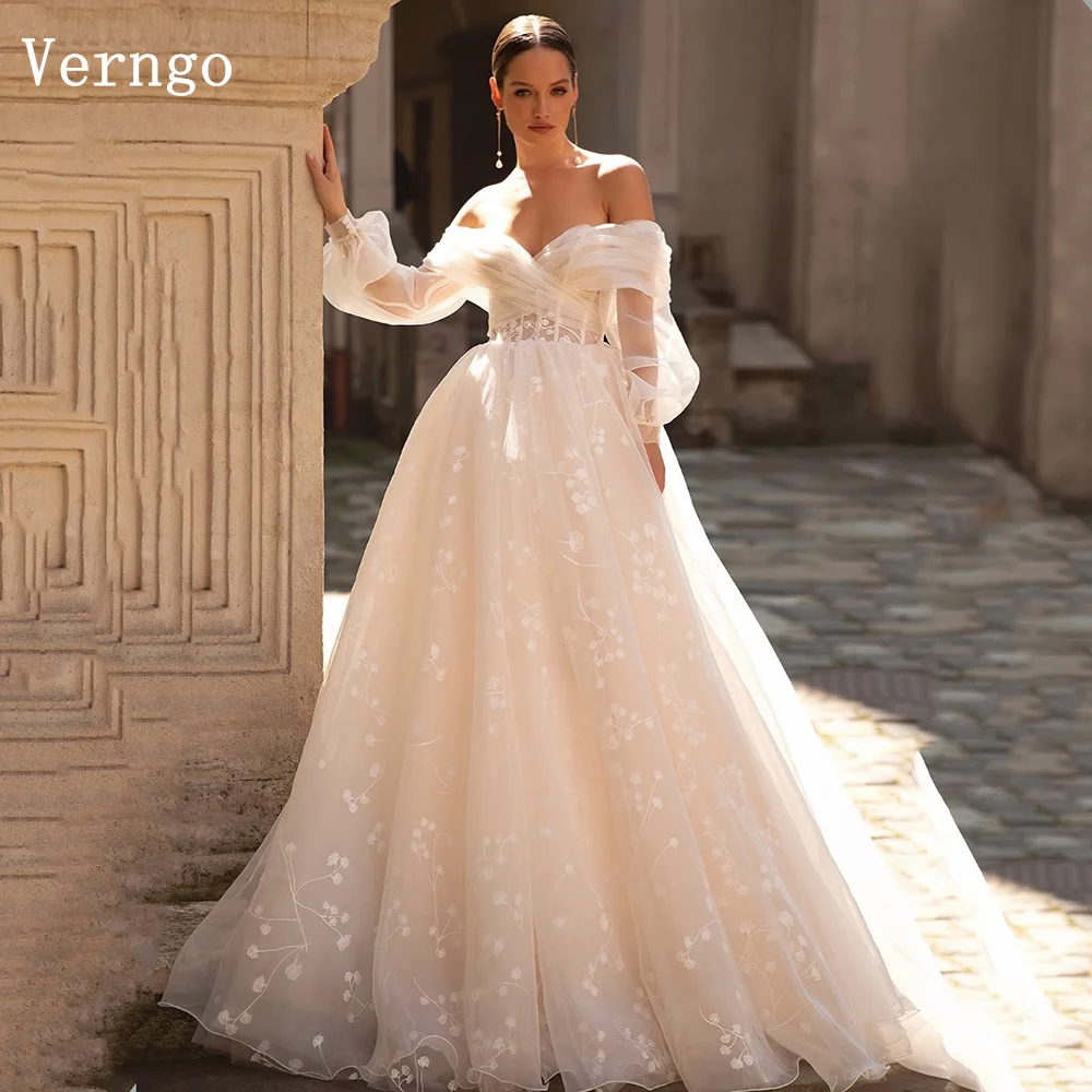 Verngo lvory Tulle Wedding Dress Appliques Sweetheart A Line Bridal Gowns Elegant Sweap Train Women Bride Dress Customized