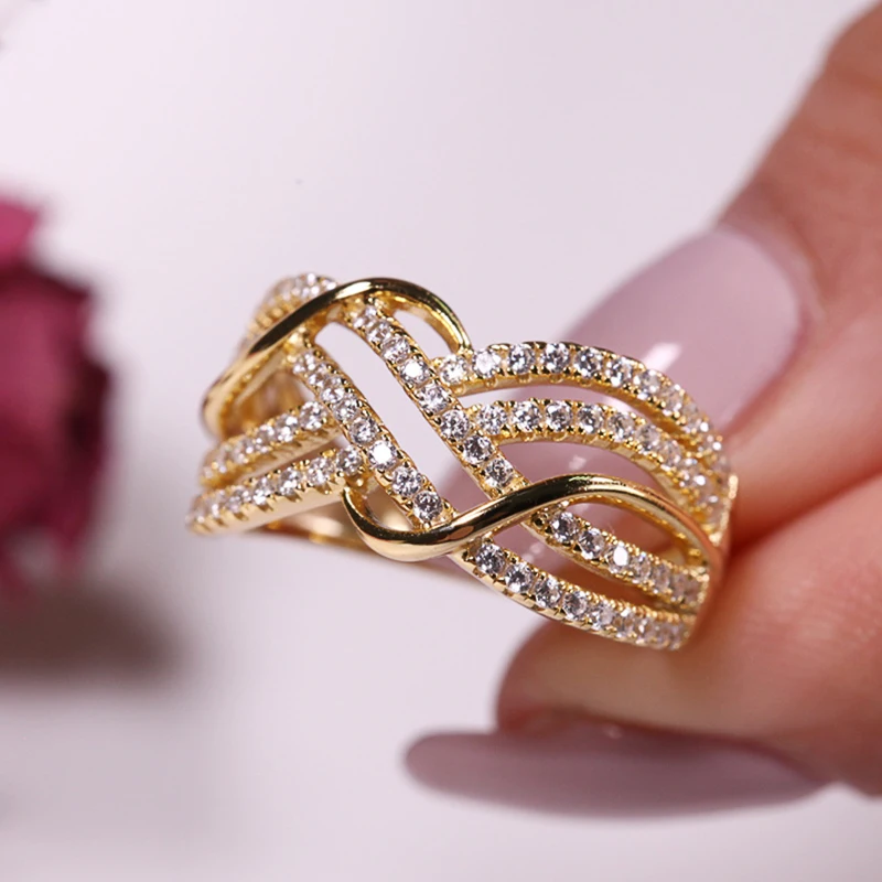 

Huitan Multi Cross Design Gold Color Women Rings for Wedding Luxury Paved CZ Exquisite Female Accessories Fashion Modern Jewelry