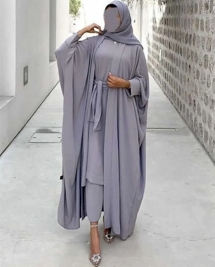 Dubai Middle East Muslim Fashion Gown Coat with One-piece Dress Two-piece Set Muslim Abaya