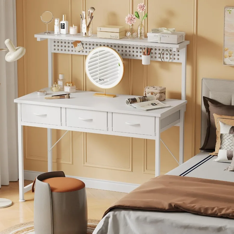 مكتب كمبيوتر حديث مقاس 40 بوصة مع أدراج مخرج طاقة متكامل وإضاءة LED للألعاب والدراسة وحامل شاشة قابل للتعديل أ #2