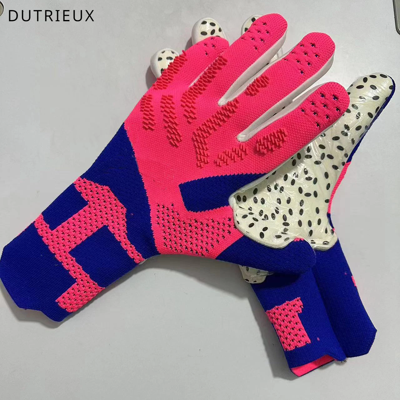 New latex Gloves for Adult and Children Professional Game Goalkeeper Goalkeeper Soccer Gloves Multiple Style Options Beautiful