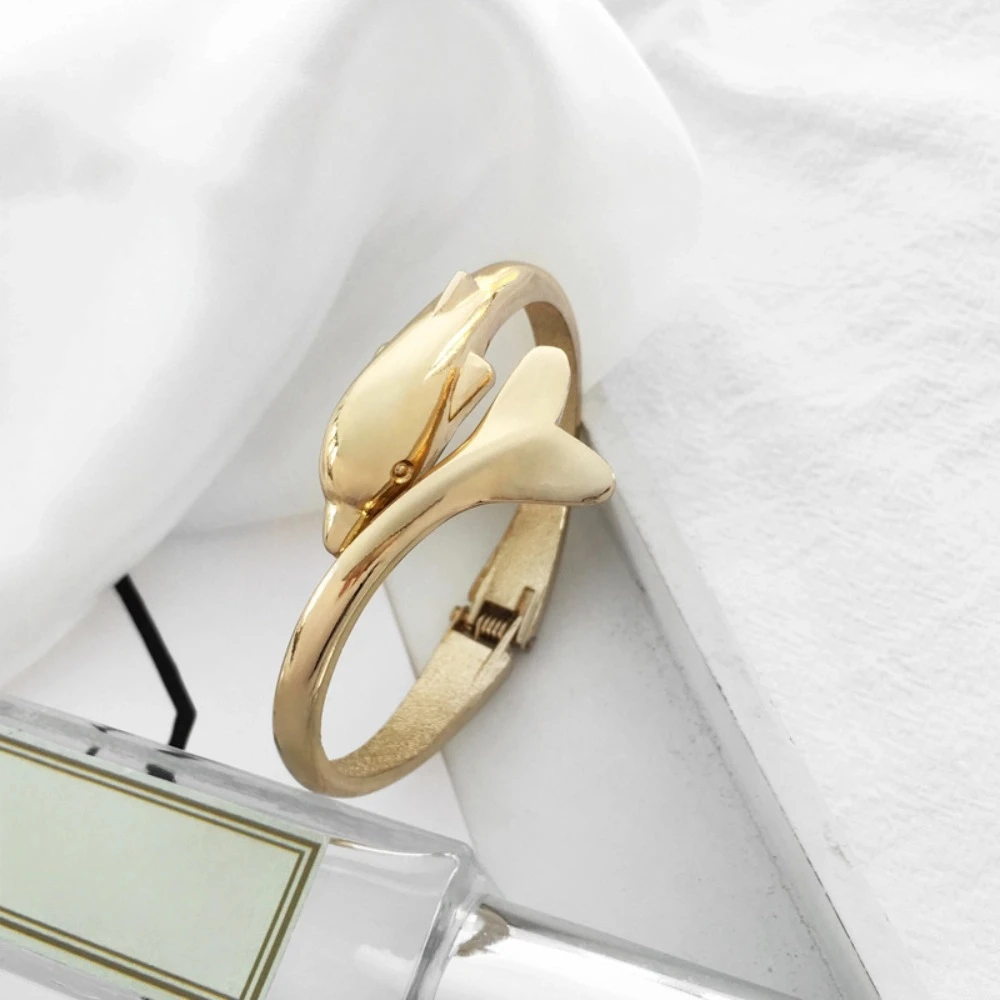 

Jewelry Alloy Dolphin Spring Bracelet Creative Elegant Dolphin Bangle Aquarium Vintage Marine Organism Hand Chain Unisex
