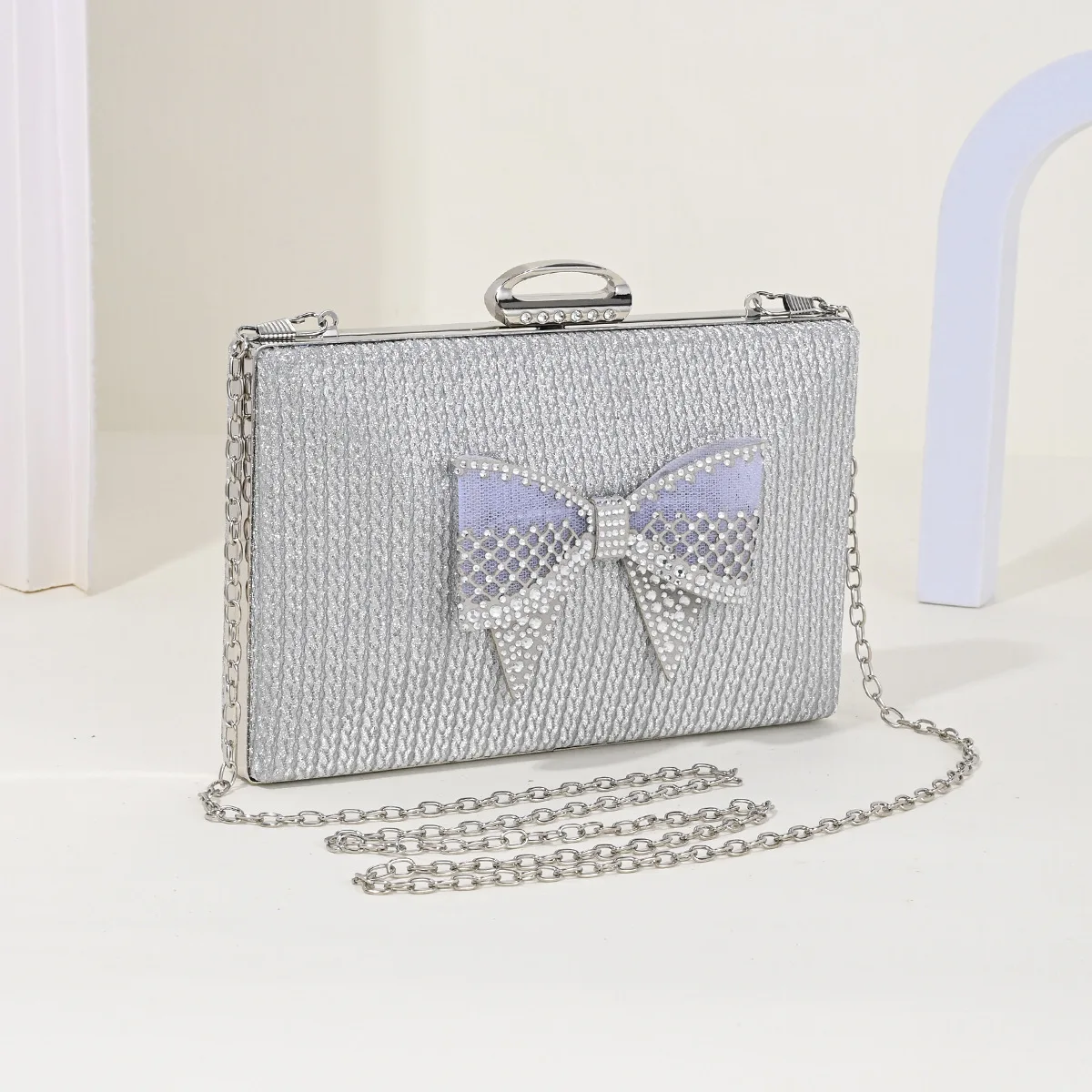 Pretty Bow Diamond Studded Retro Bag Women New Small Square Bags Korean Style Fashion Versatile Commuting Handbags Crossbody Bag view 5