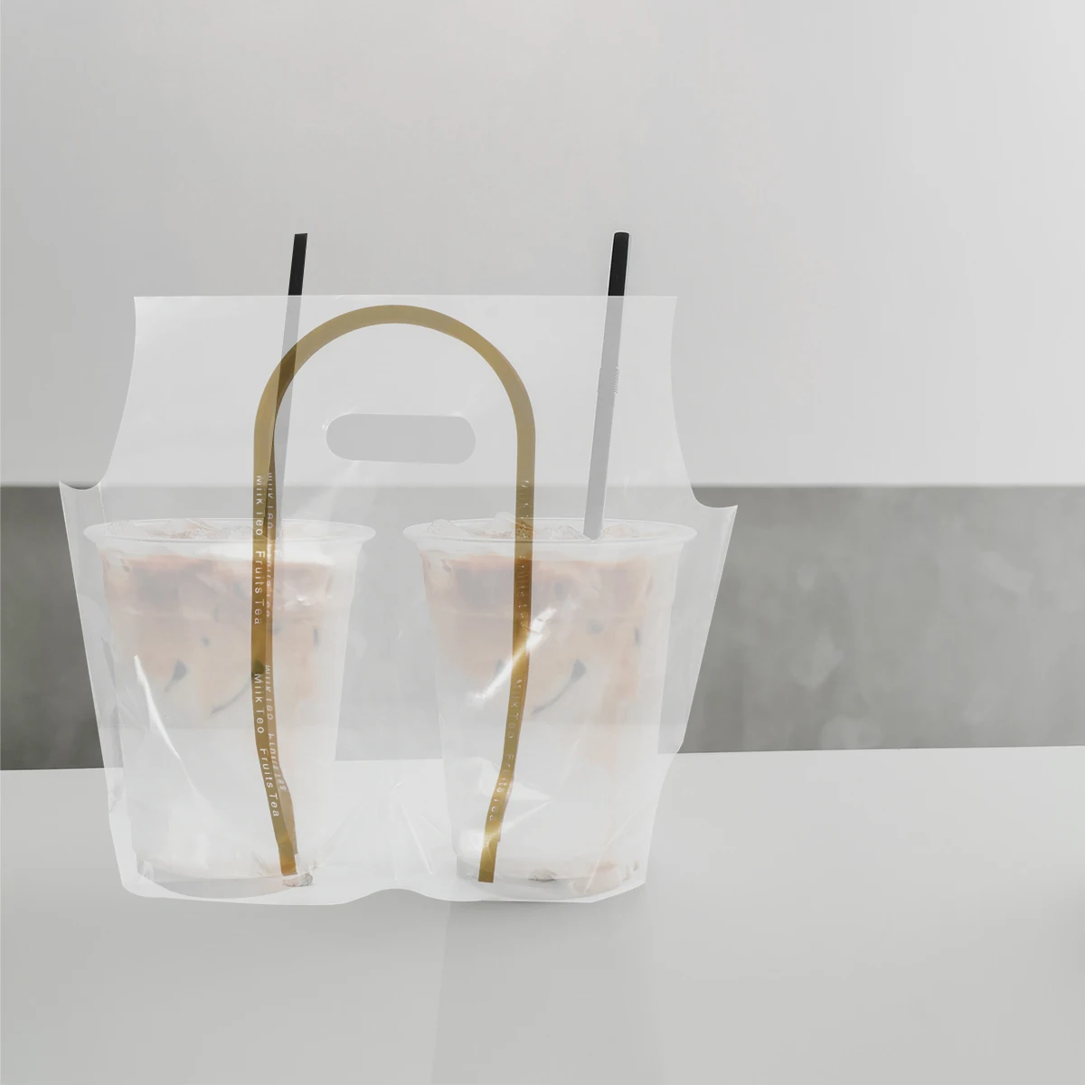 

50pcs Drink Bag Takeaway Handbags High Pressure Coffee Takeout Bags Transparent PE Storage Portable Handle Bags for Beverages