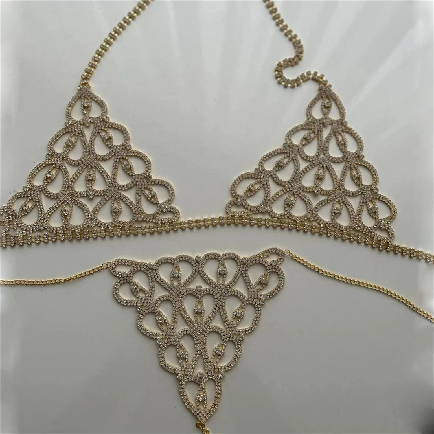 2ps Sexy Sparkling Peach Heart Crystal Top Shorts Set Jewelry Fashion Nightclub Party Bikini Body Chain Versatile Accessories